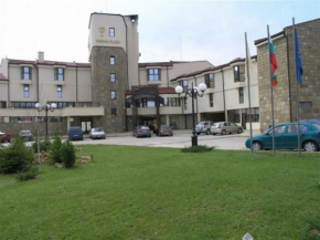 Гостиница Troyan Plaza Hotel  Троян